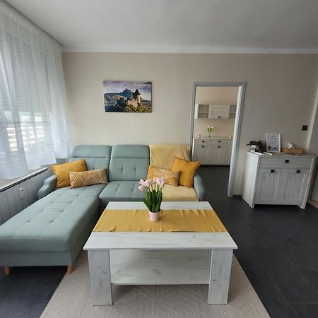 Ferienwohnung Krisztina Apartman Salgótarján Exterior foto