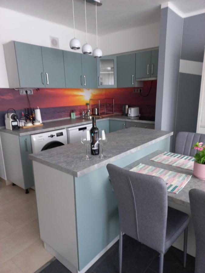 Ferienwohnung Krisztina Apartman Salgótarján Exterior foto
